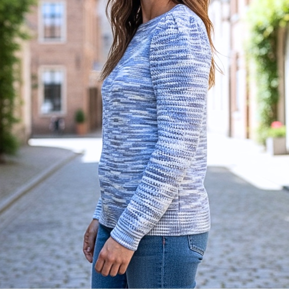 Calvin Klein Women's Sweater Size L Blue White Knit Pullover Cotton Acrylic NWOT